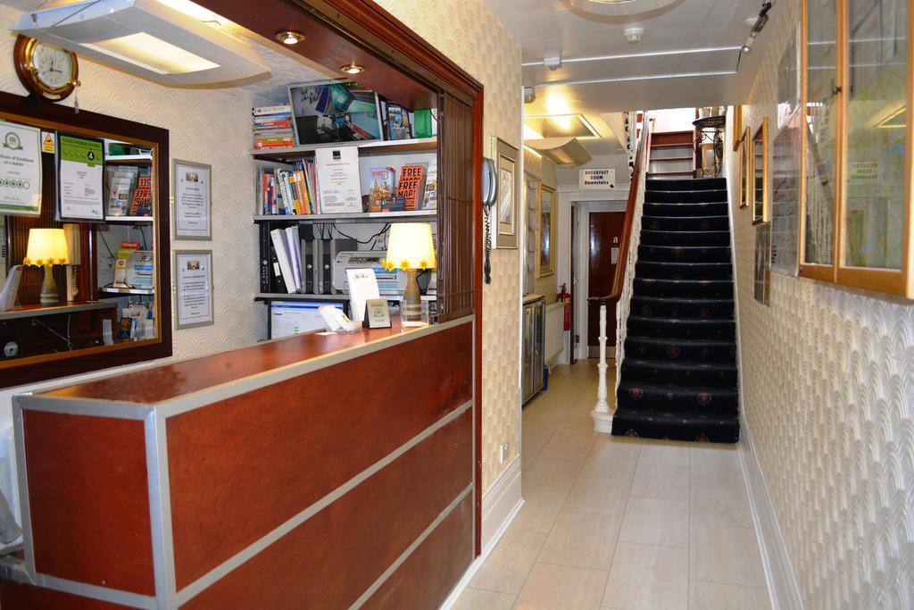 Hotel Falcon Londra
